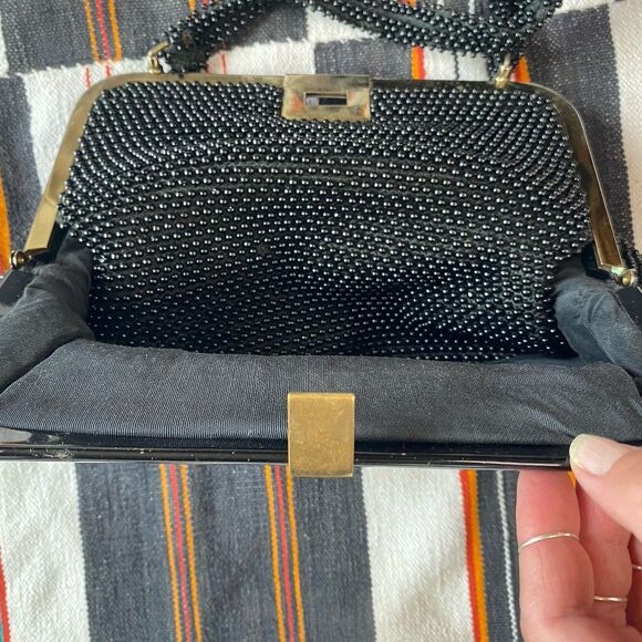 Vintage 40’s/50’s Corde Bead Handbag. Black Beaded With Gold Hardware. Rare. - Picture 14 of 16